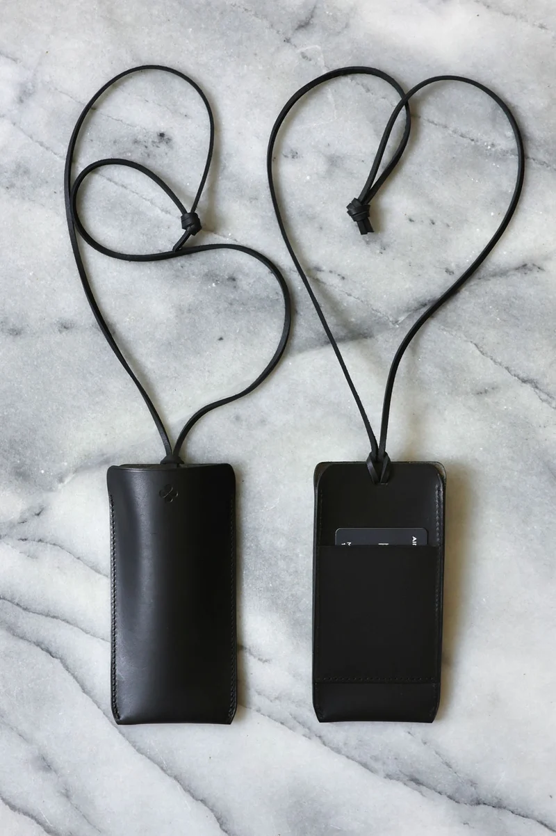 Etui à lunettes en cuir noir avec porte-cartes