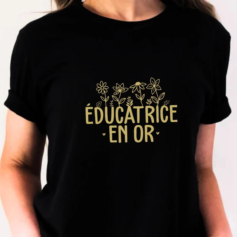 T-shirt unisexe à col rond - ÉDUCATRICE EN OR - FLEURS & COEURS - Choix Couleurs Tissu et Dessin