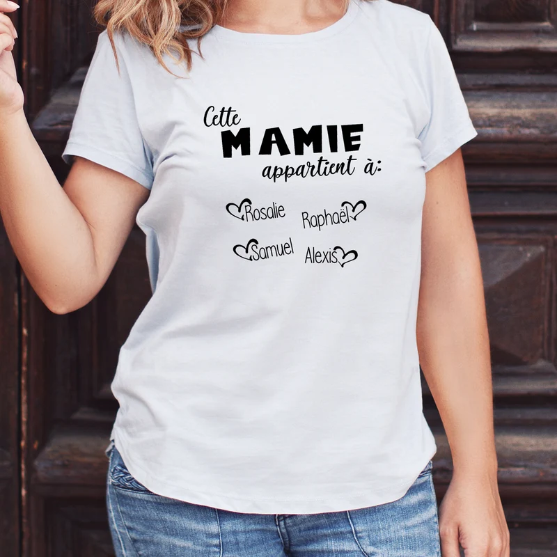 T-shirt unisexe à col rond - MAMIE - Cette mamie appartient à "NOMS" - V6