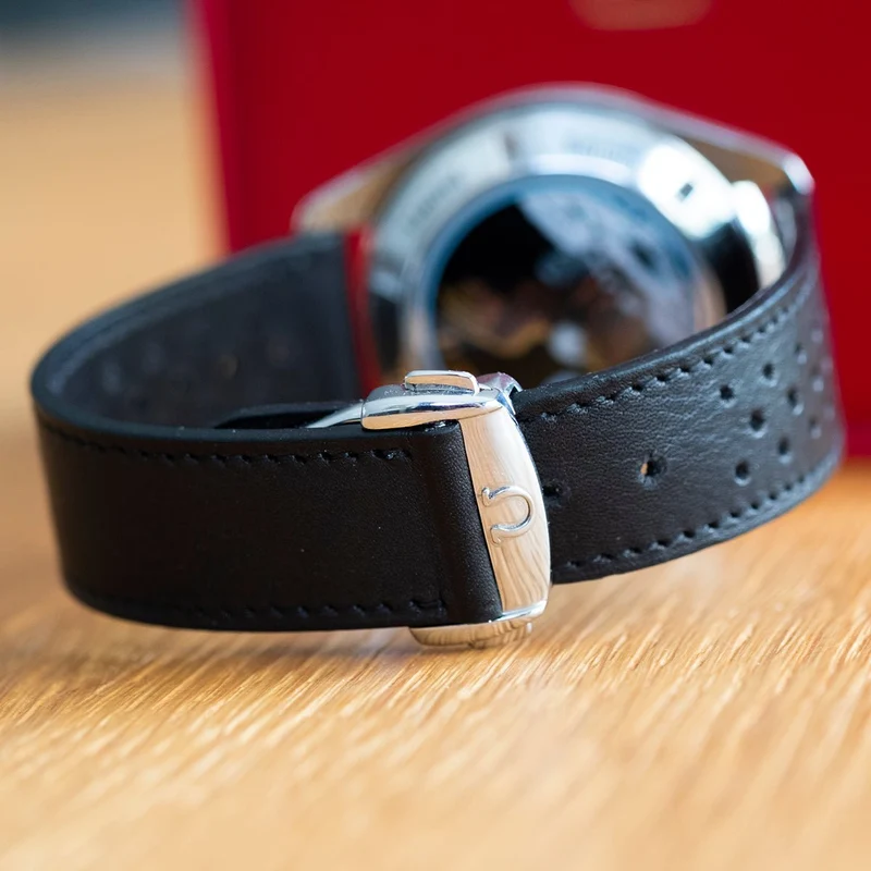 Bracelet racing veau sellier noir compatible boucle déployante omega