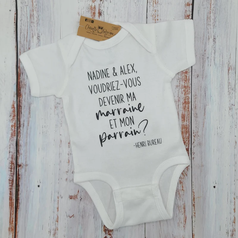 Cache-couche pour bébé - Annonce - NOM(S) Parrain et Marraine - Demande de l'enfant