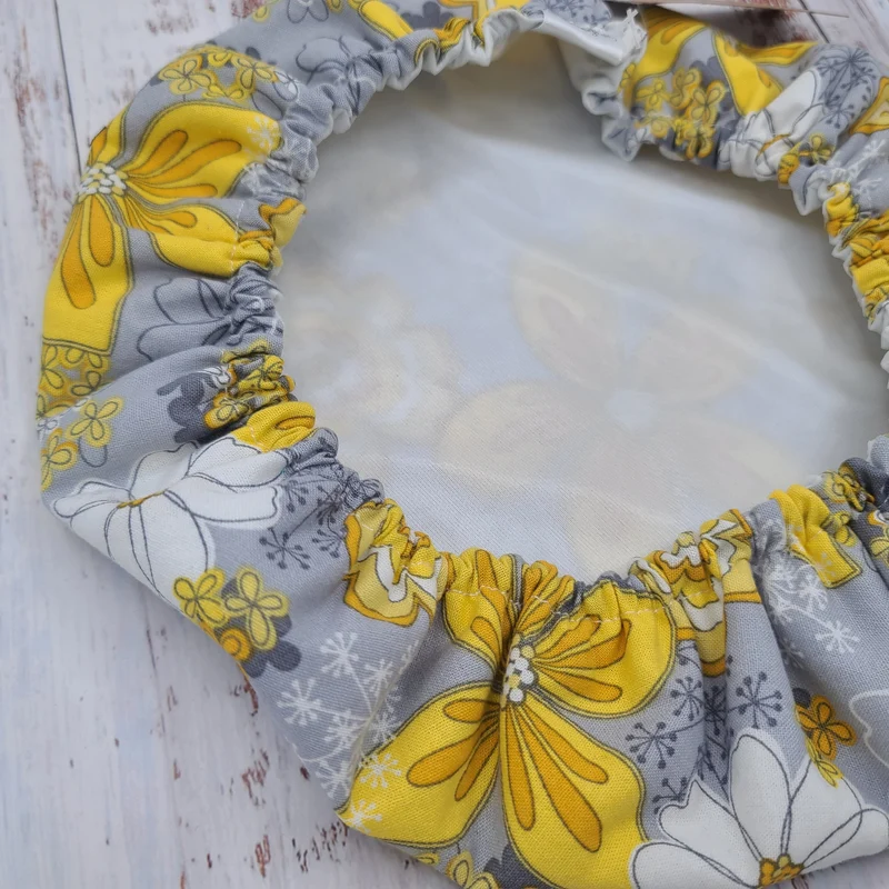 Couvre-Bols (housse) Réutilisables - Collection Fleurs Jaunes & Blanches sur fond gris