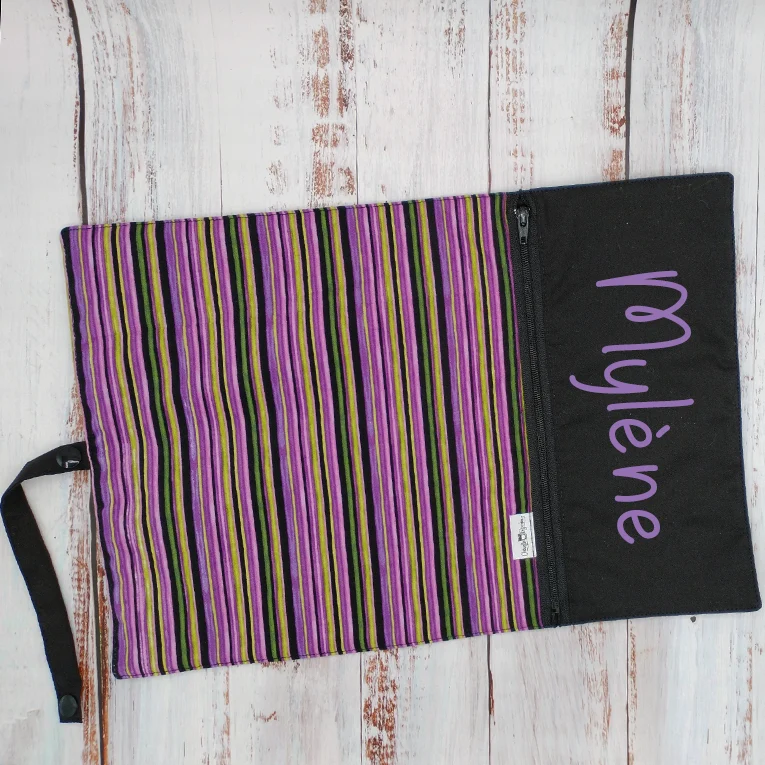 Napperon personnalise (Couleur d'impression au choix) - Lignes Violet/Lime - Pochette noire