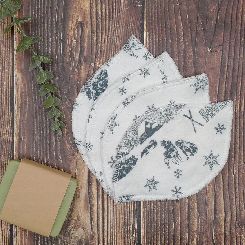 Style "Feuillage" - Lingettes démaquillantes - 4/Paquet - Chevreuils et Flocons
