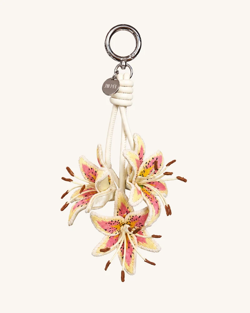Bijou de sac fleur brodé en 3D - Rose jaune
