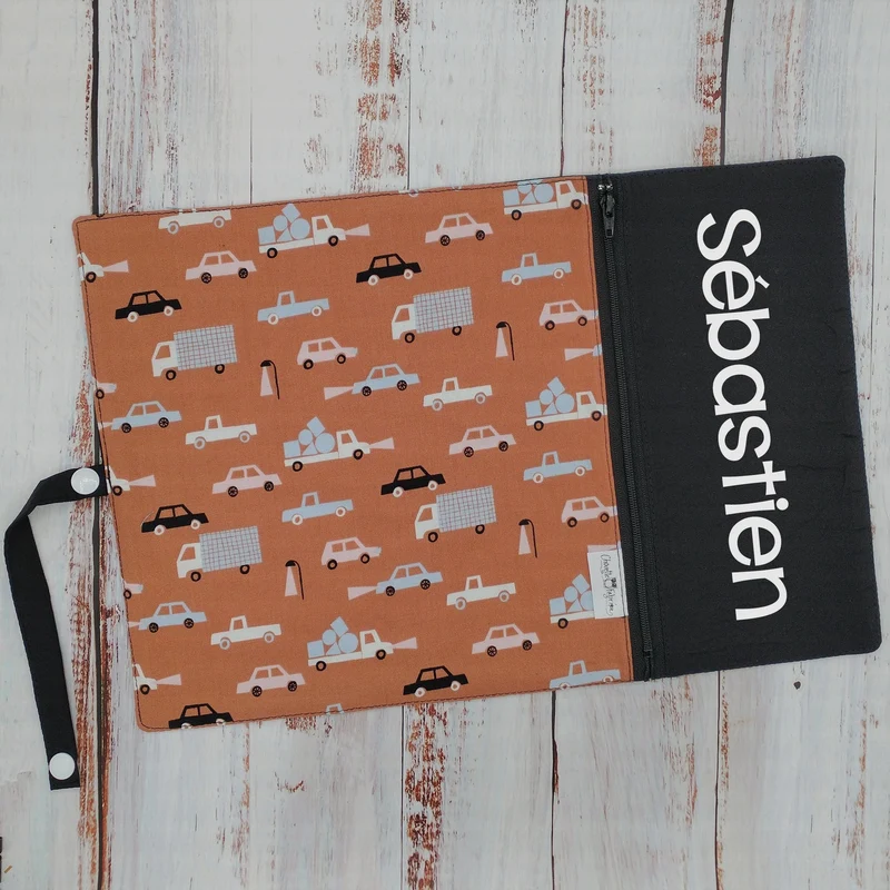 Napperon personnalise (Couleur d'impression au choix) - Voitures fond terra - Pochette noire