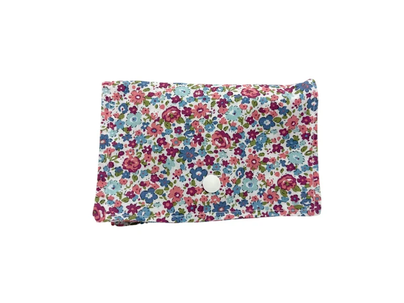 Pochette " Protection hygiénique " - modèle " Bouquet Pastel "