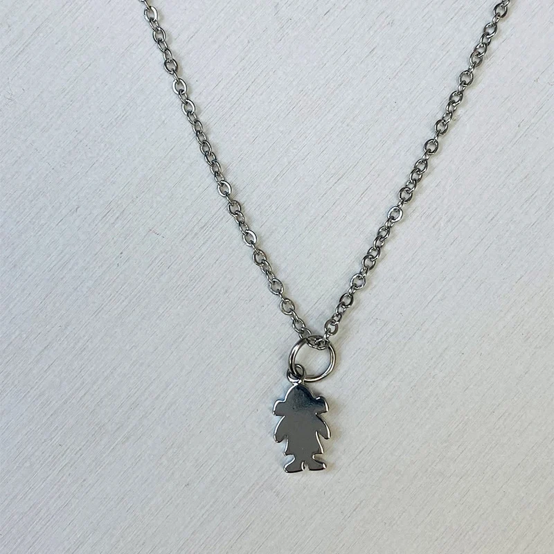 Collier argent + Figurine fille (18 pouces)