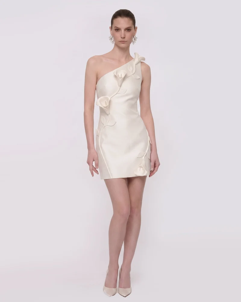 Mini-robe asymétrique à application florale - Blanc