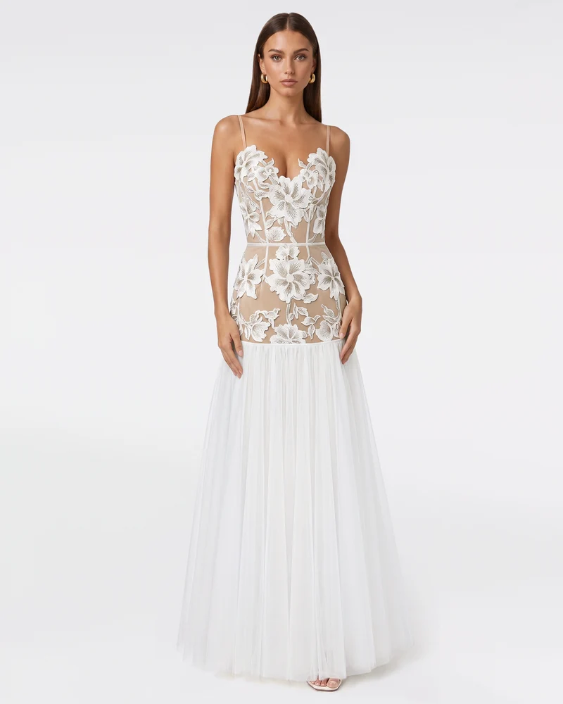 Robe longue en tulle transparent à applications florales - Blanc