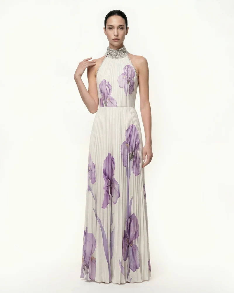 Robe longue plissée dos nu à col bijoux et imprimé Iris - Blanc/Violet