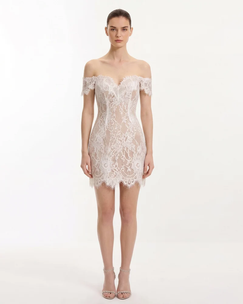 Robe Mini en Dentelle Épaules Dénudées - Blanc