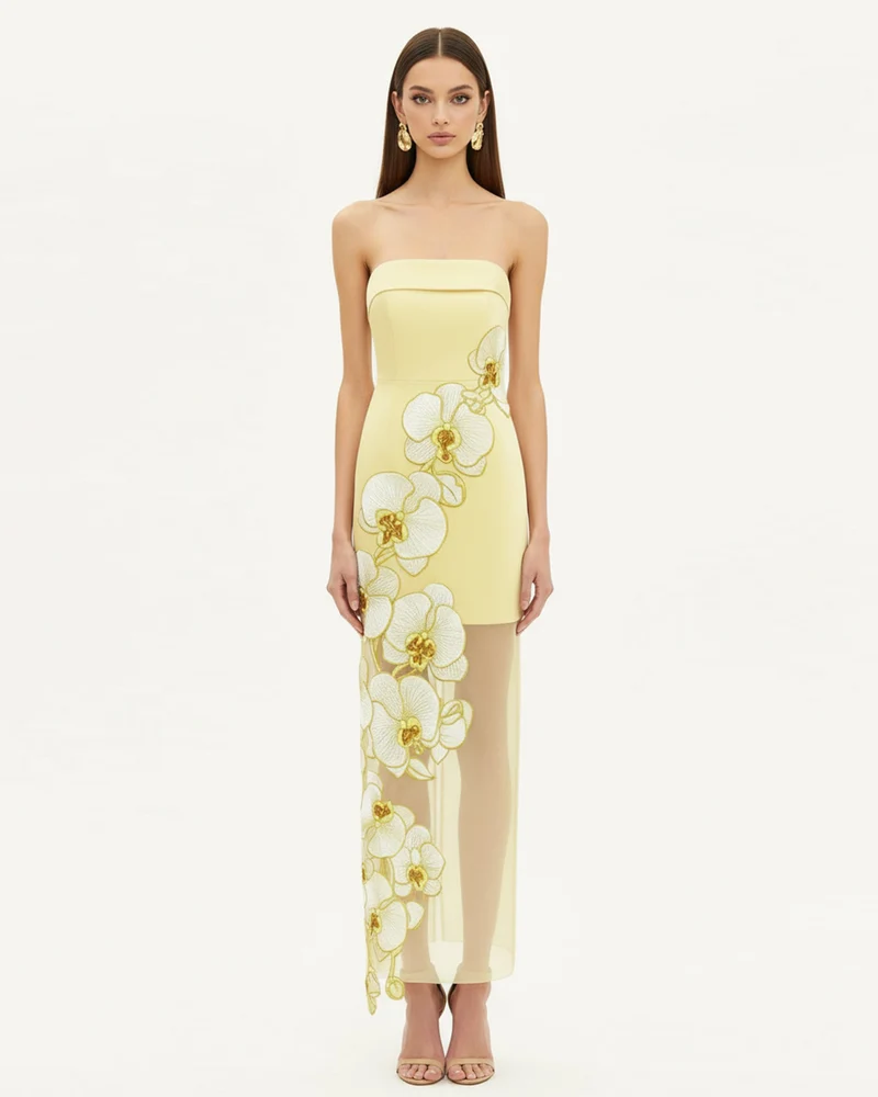 Robe brodée d'orchidées – Jaune