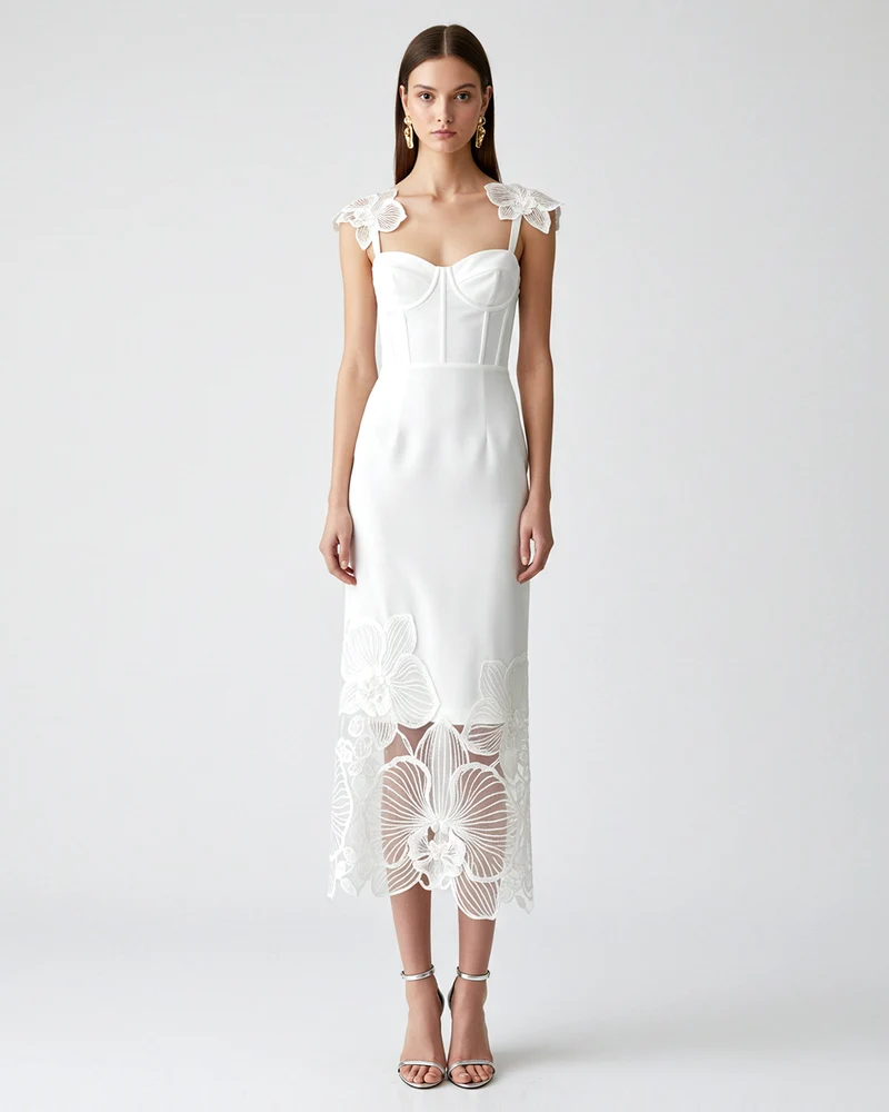 Orchidée Brodée Corset Dress - Blanc