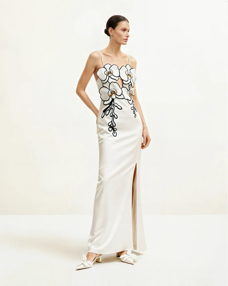 Robe Brodée Orchidée - Blanc/Noir