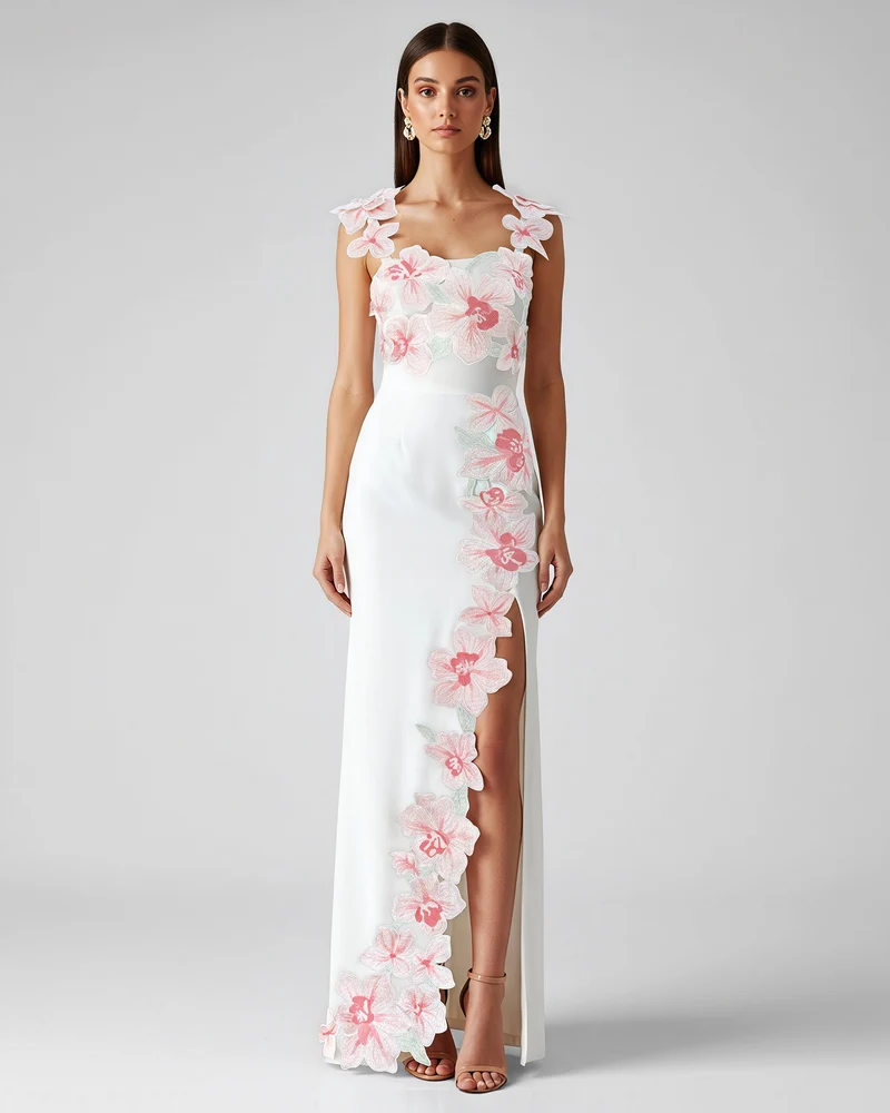 Robe brodée de fleurs - Blanc/Rose