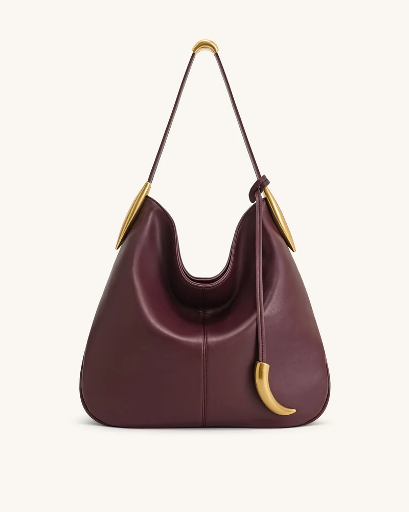 Sac hobo Nina avec breloque en métal – Bordeaux