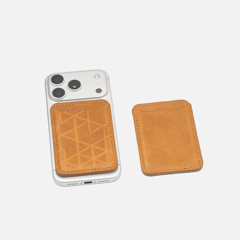MagSafe Wallet Gift Set: Classic Full-Grain